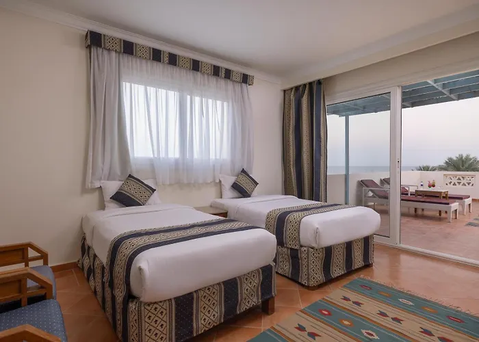 Bliss Nada Hotel 4*