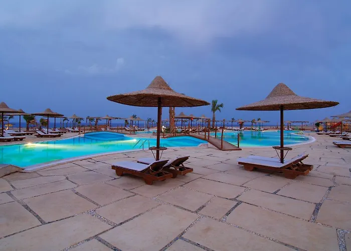 Bliss Nada Hotel 4*